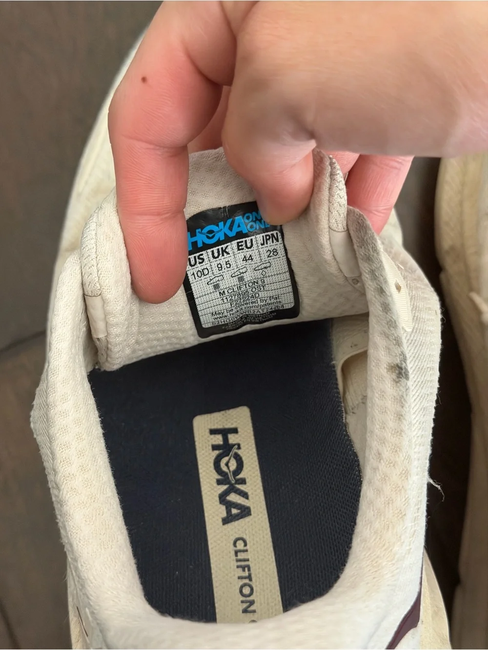 HOKA Clifton 9 cream Running Shoes - Picture 7 of 11